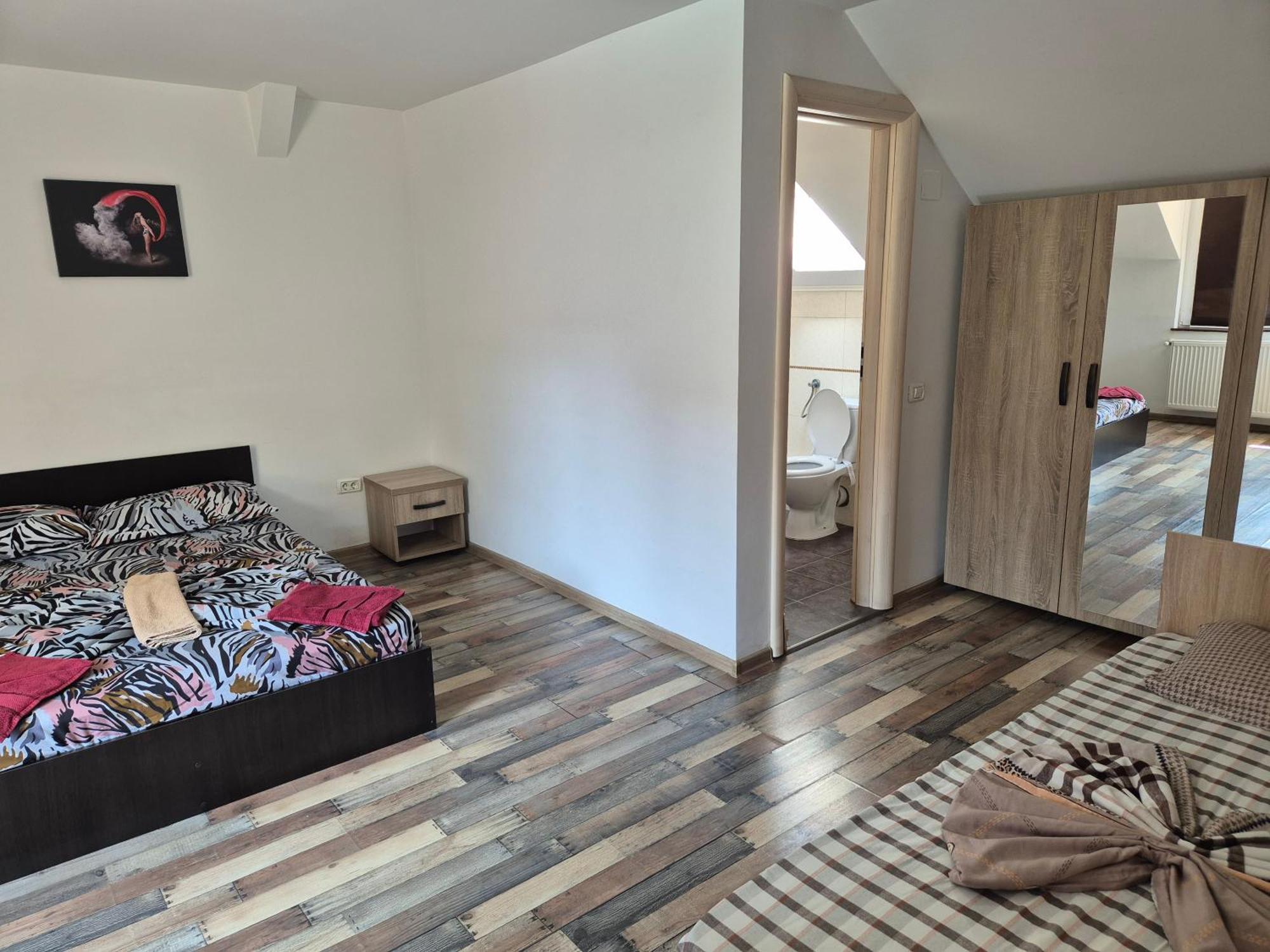 Apartamente De Inchiriat Lucky House Brașov Exterior foto