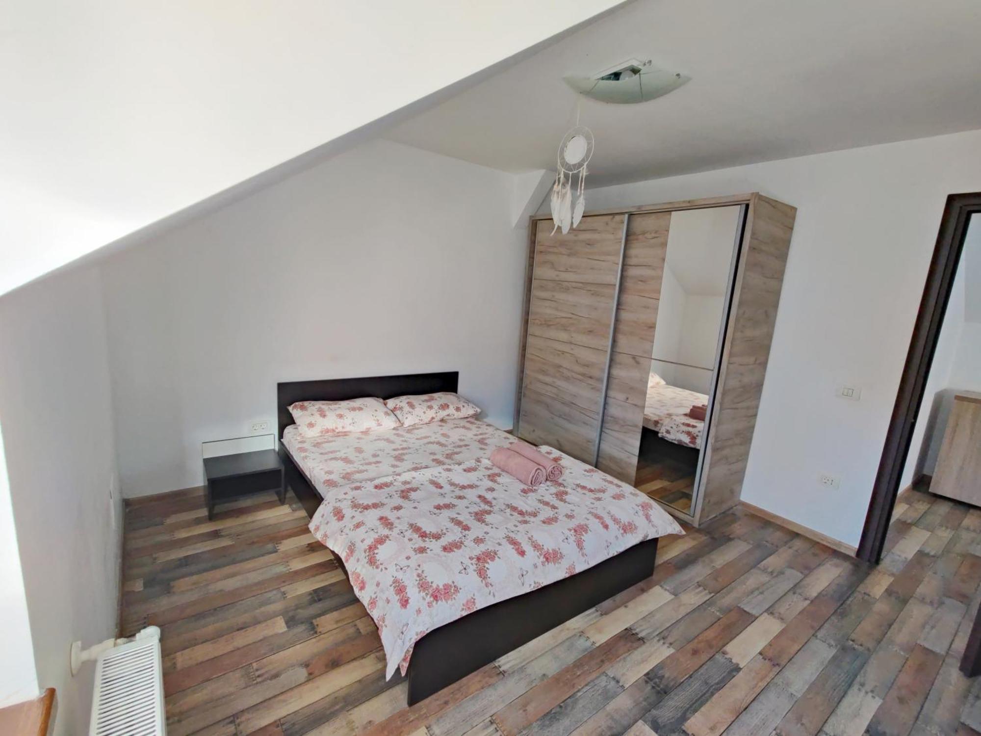 Apartamente De Inchiriat Lucky House Brașov Exterior foto